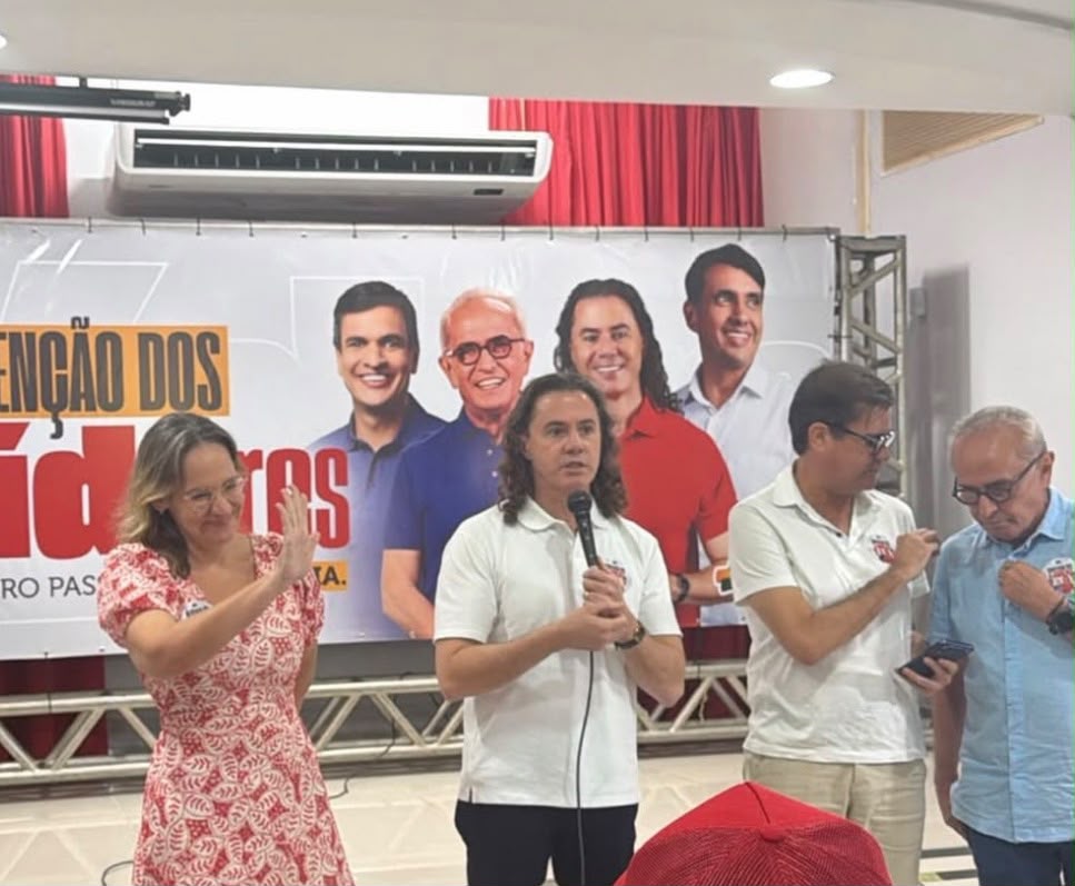 Veneziano escolhe Janine Lucena, filha de Cícero, como primeira suplente na disputa ao Senado