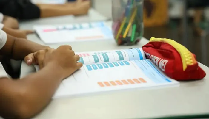 Paraíba leva comitiva de 15 municípios a Seminário Nacional de Alfabetização no CE