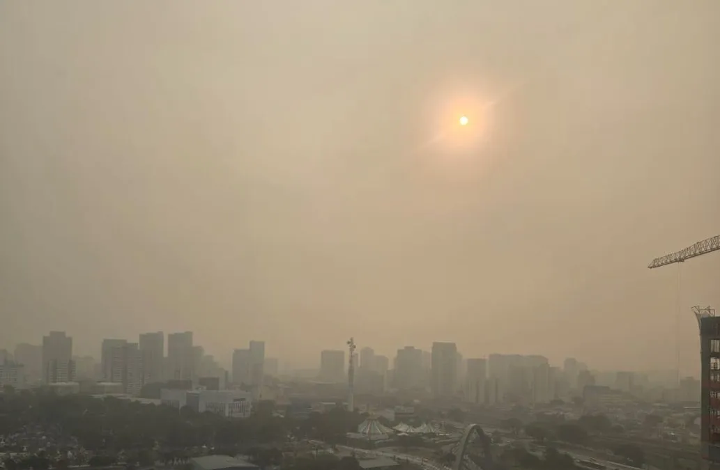 Céu seco durante período de baixa umidade em município da Paraíba.