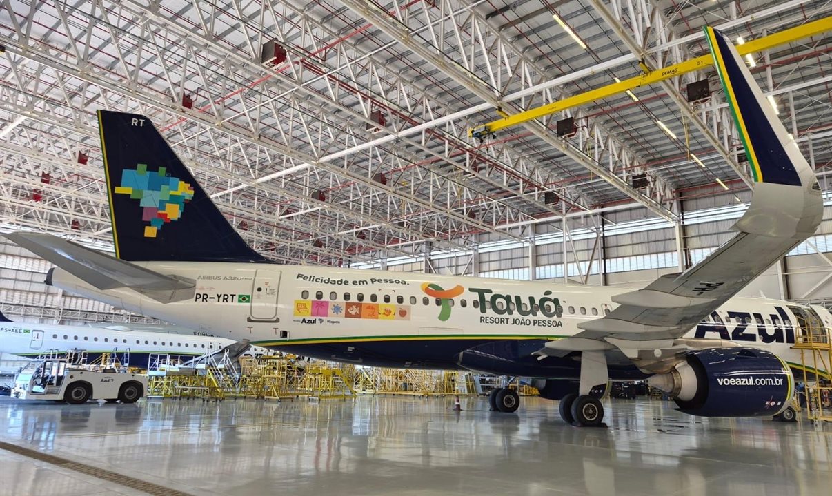 A Azul Viagens e o Tauá Resort lançaram uma aeronave temática para promover João Pessoa. Veja os detalhes do evento.