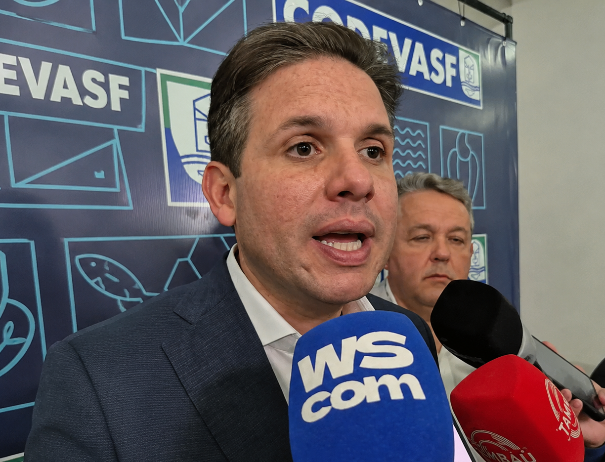 Hugo Motta mantém cautela sobre apoio de Léo Bezerra