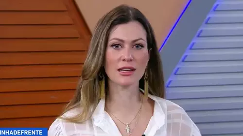 Pietra Bertolazzi no centro de polêmica após críticas ao BTS nas redes sociais.