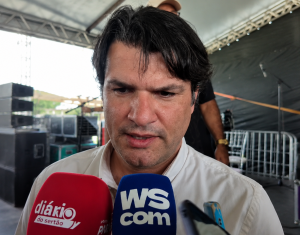 Leo Bezerra sobre o governador Lucas Ribeiro