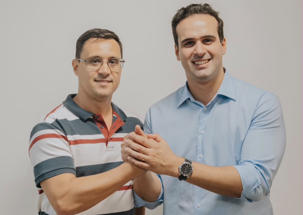 Prefeito Carlos Henrique, de areial, declara apoio a pré-candidatura de Lucas Ribeiro à reeleição.