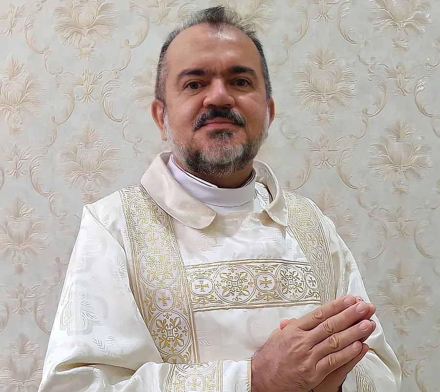 Diocese de Campina Grande anuncia afastamento do diácono Antônio Lisboa após decisão do MEC.