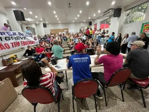 greve servidores técnico-administrativos da UFPB