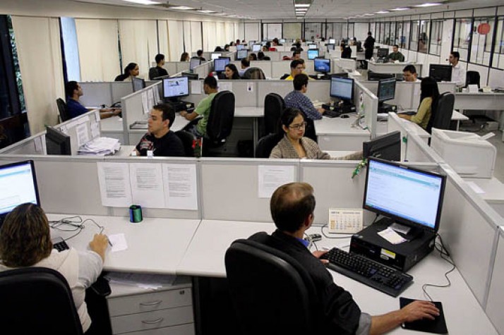 Setor de serviços na Paraíba fatura R$ 4,1 bilhões e emprega 157 mil pessoas, aponta IBGE