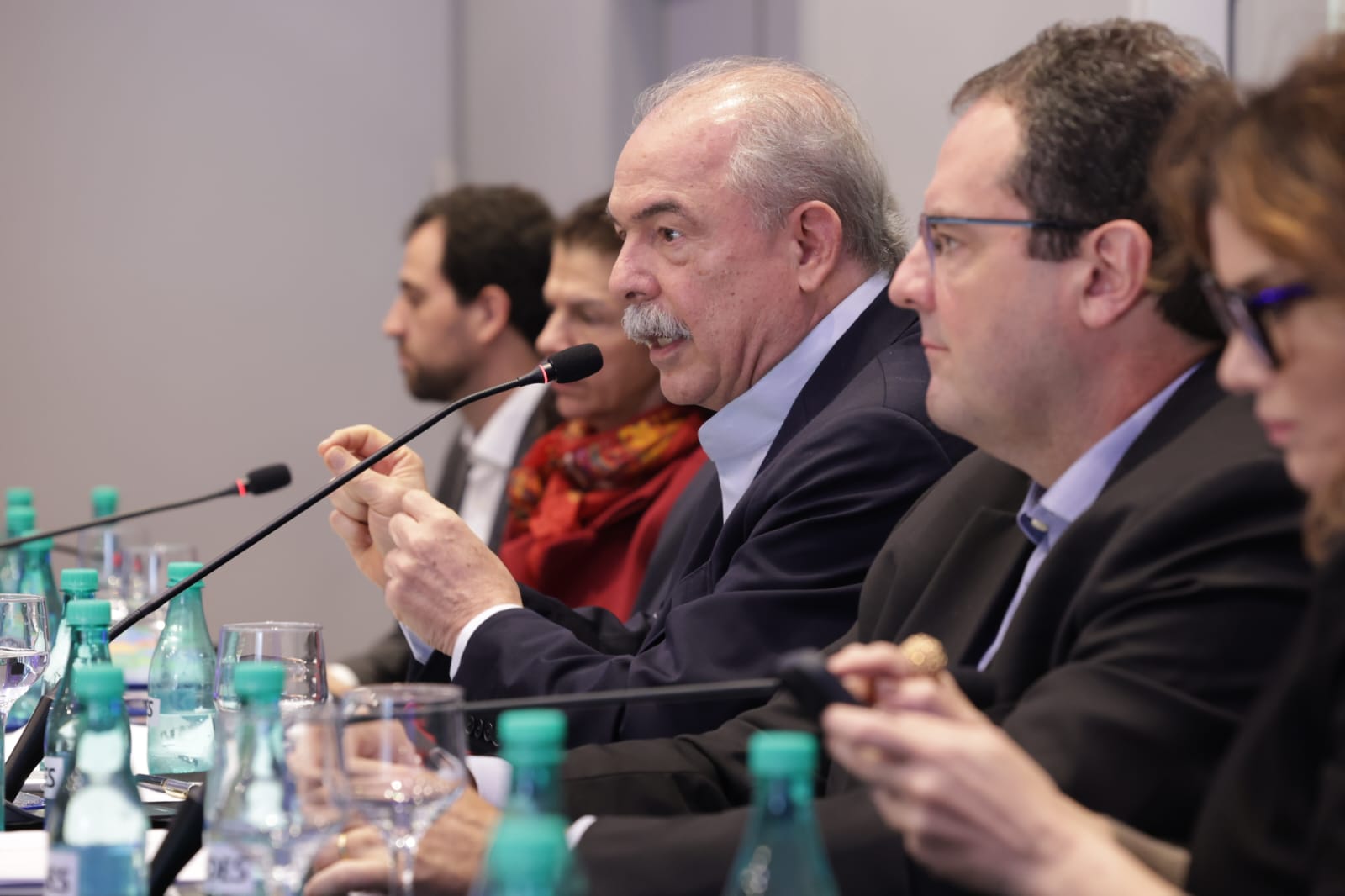 Aprovações do BNDES para a Paraíba saltam 600% no 1º tri de 2026 e somam R$ 672,6 mi. Crédito para PMEs cresce 310%.