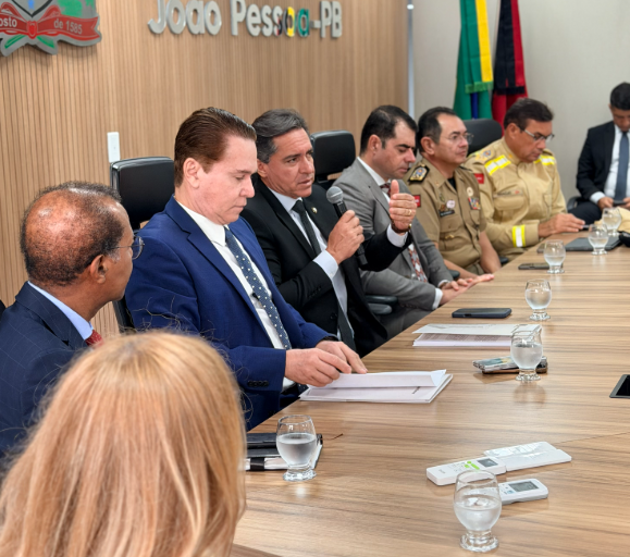 Márcio Murilo prevê eleições seguras e tranquilas na Paraíba após reunião com membros das Forças de Segurança