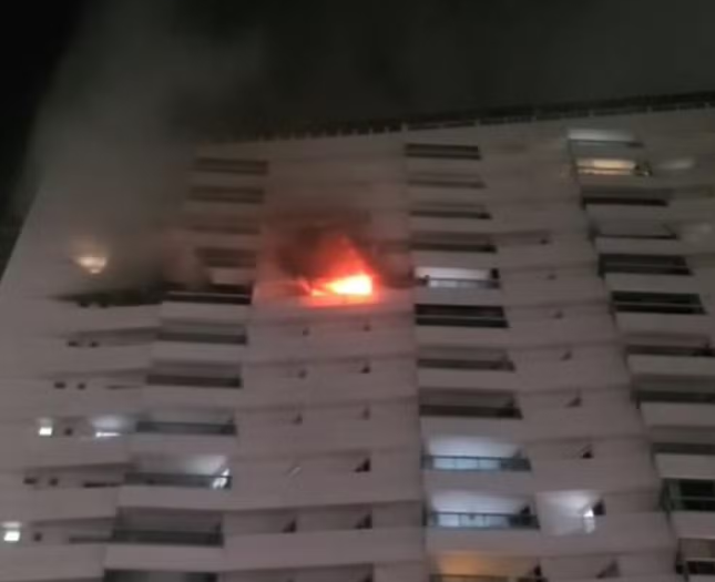 Incêndio ocorreu neste sábado. (Foto: Internet)