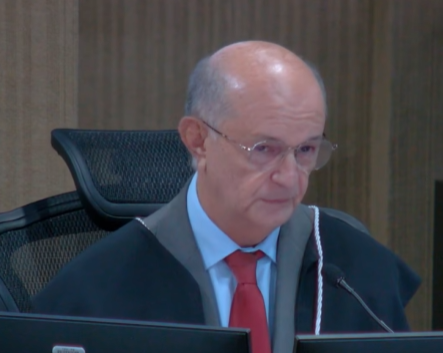 Desembargador Aluízio Bezerra Filho.