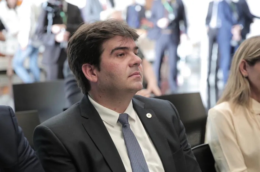 Lucas Ribeiro e Eduardo Carneiro durante agenda política na Paraíba.