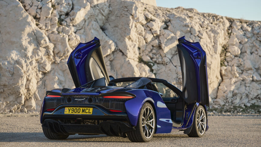 TRT-PB leiloa frota de R$ 4,8 milhões de Hytalo Santos com McLaren e Tesla Cybertruck