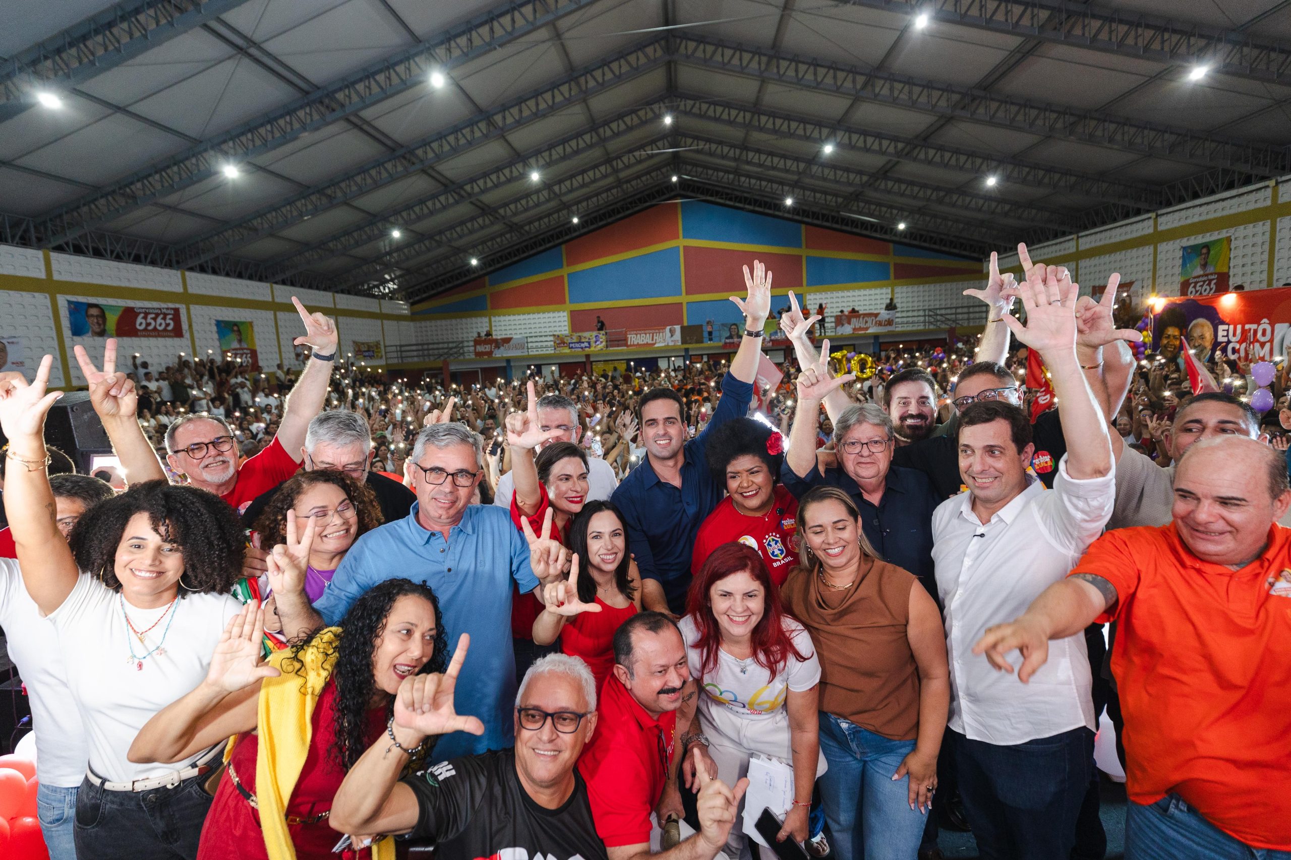Lucas Ribeiro participa de convenção do PCdoB que oficializou apoio à sua reeleição na Paraíba.