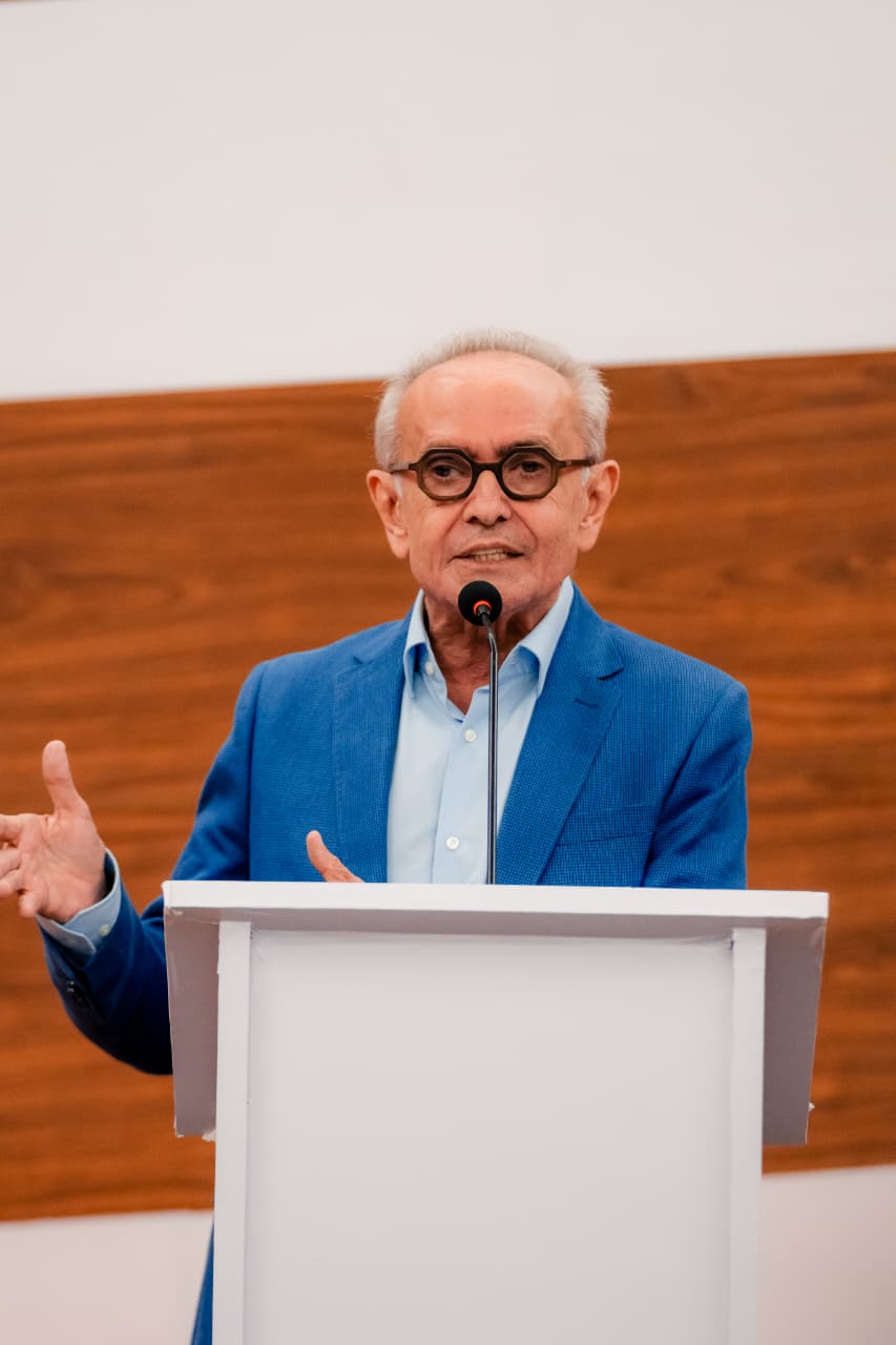Durante debate da TV Master, Cícero apresentou suas propostas para o governo, caso seja eleito.