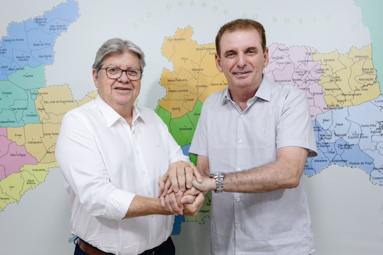 João Azevêdo anuncia Chico Mendes e Roberto Franca como suplentes ao Senado