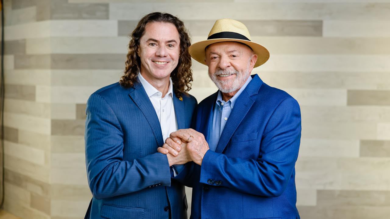 Lula grava Veneziano