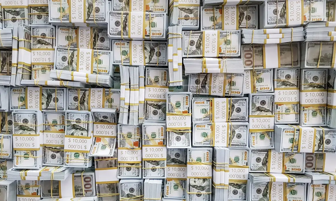 Fed eleva juros nos EUA pela primeira vez em três anos após decisão unânime