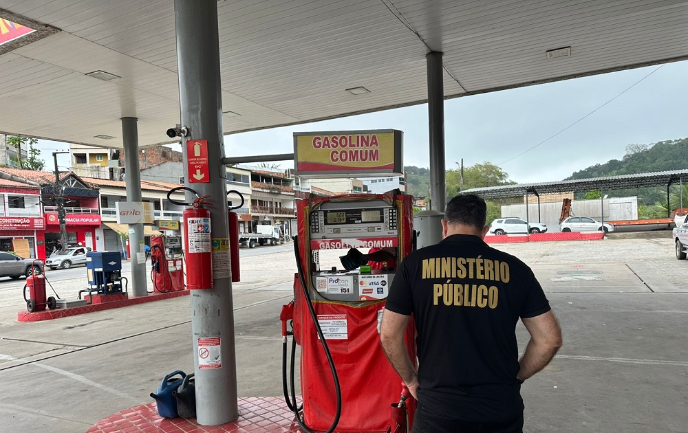 MP-Procon autua seis postos de combustíveis em Bananeiras, Arara e Casserengue por falhas de segurança e documentação.