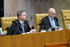 Os ministros André Mendonça e Alexandre de Moraes. Crédito: Gustavo Moreno/STF