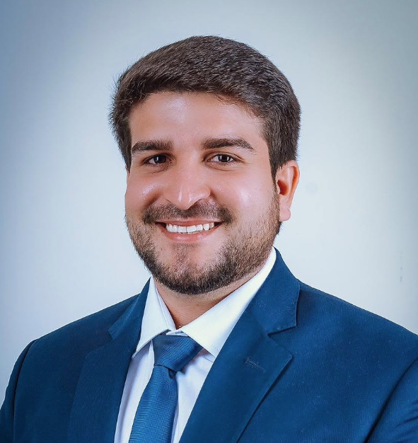 Prefeito de Riacho dos Cavalos, Arthur Vieira Carneiro (PP).