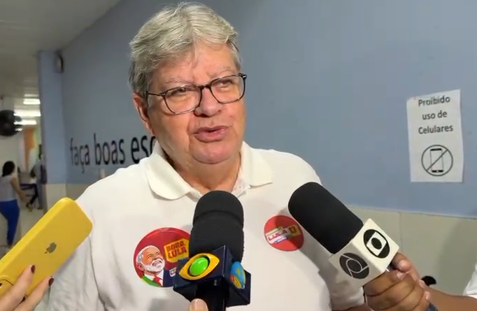 João Azevêdo diz que Brasil ‘acordou’ no segundo turno