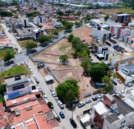 Prefeitura investe mais de R$ 1,2 milhão em praça com equipamentos esportivos e acessibilidade em Gramame