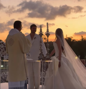 Juliette e Kaique Cerveny celebram casamento religioso em Recife