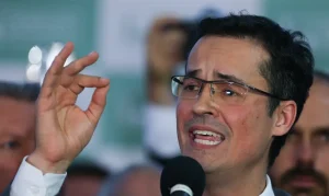 Deltan Dallagnol teve julgamento sobre candidatura ao Senado adiado pelo TSE