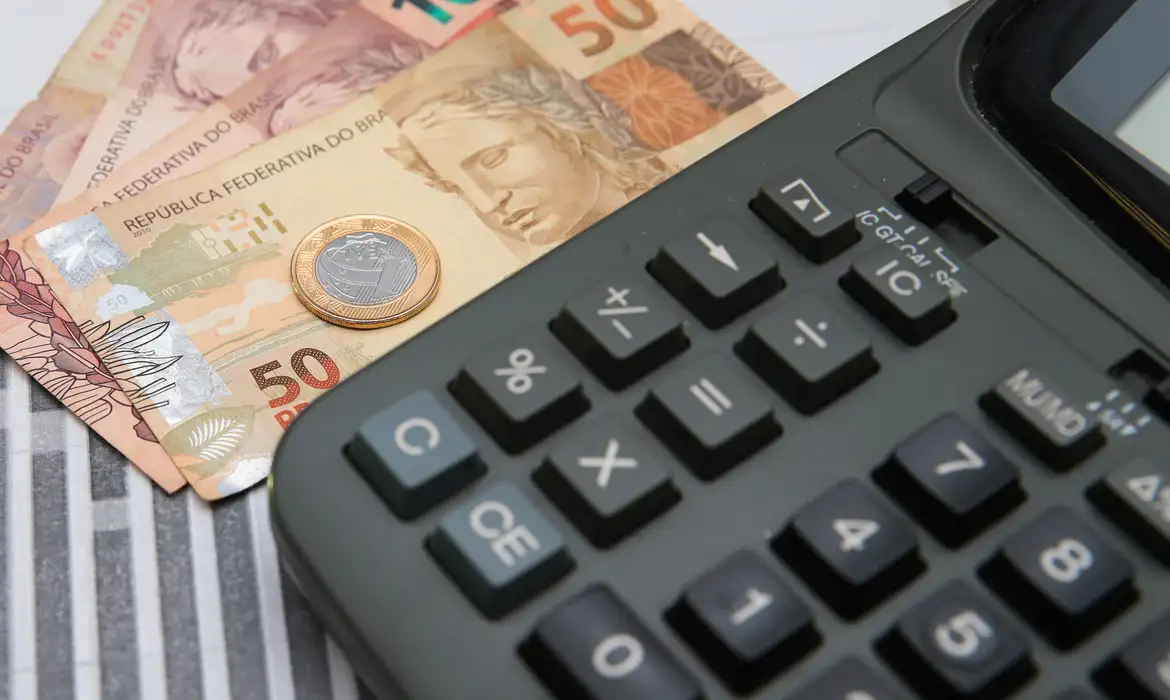Banco Mundial eleva projeção do PIB do Brasil em 2026 para 2,1%