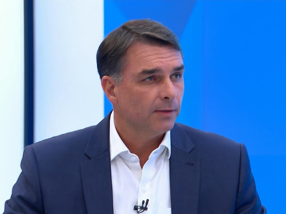 Flávio Bolsonaro promete reativar Perse para incentivo de eventos após governo Lula suspender o programa por suspeitas de fraudes