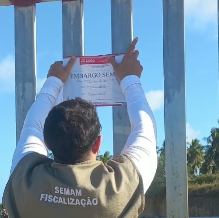 João Pessoa embarga obras do Coqueiral Beach