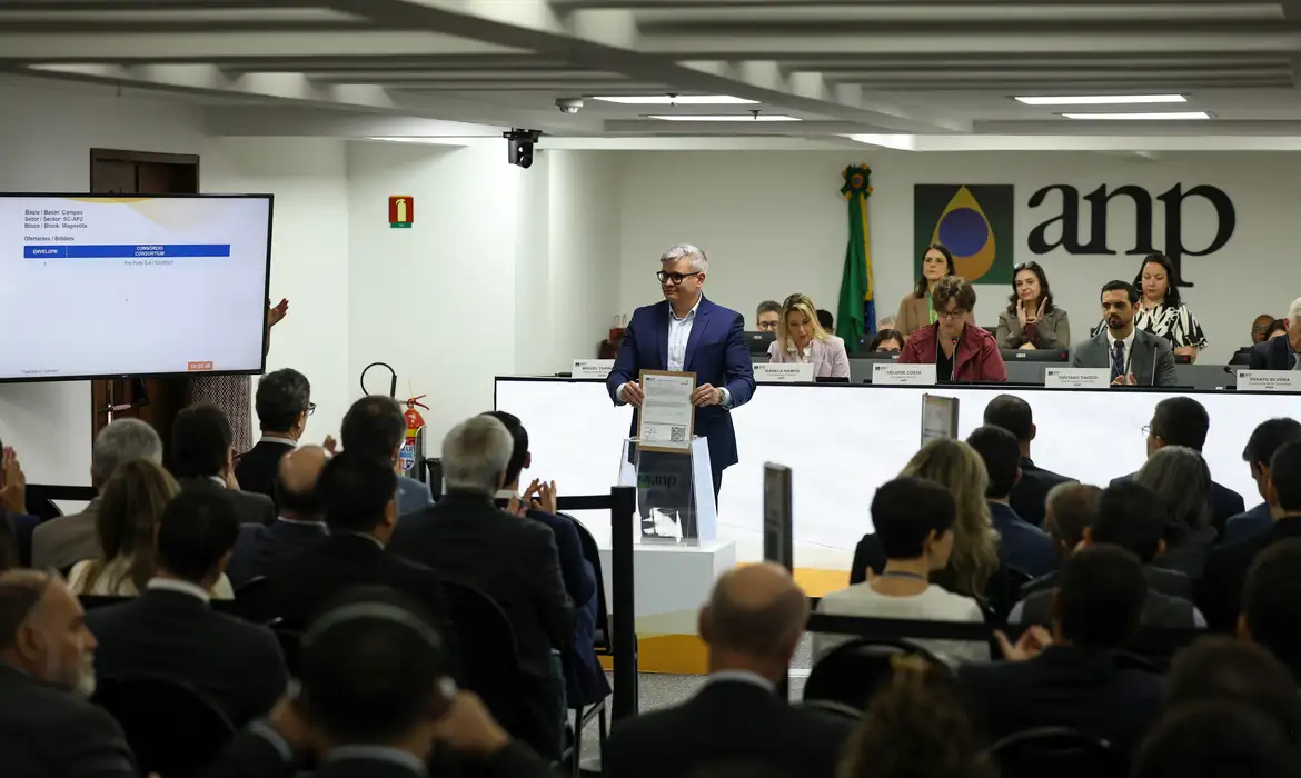Leilão do pré-sal arrecada R$ 530 milhões em bônus e arremata 7 blocos exploratórios. Veja no WSCOM: